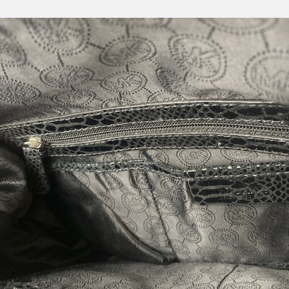 Michael Kors Chain Snake Embossed Leather Shoulder Bag/Cross Body Jet Set BlacK - Picture 10 of 14